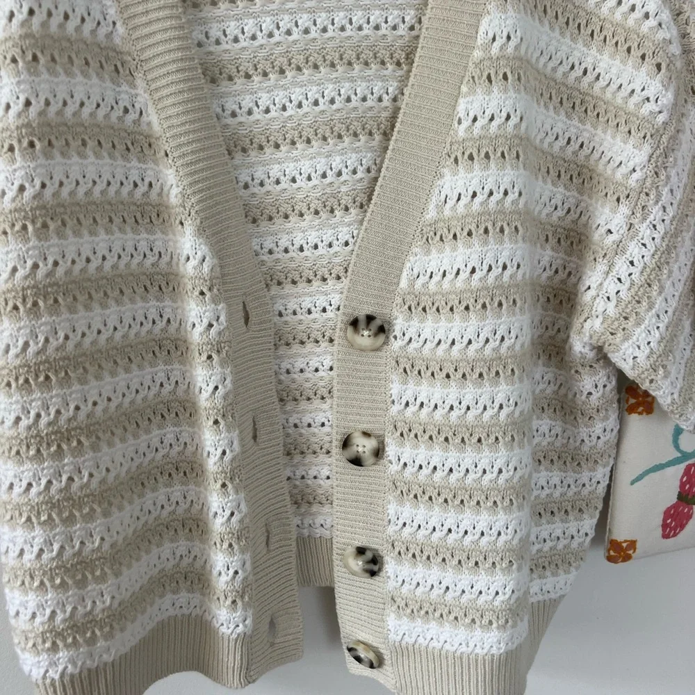 UNIVERSAL cardigan - Picture 5 of 11